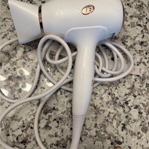 T3 Luxe White and Gold Hair Dryer
